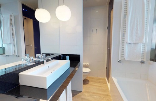 Poblenou Hotel | Melia Barcelona Sky