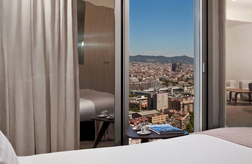 Poblenou Hotel | Melia Barcelona Sky