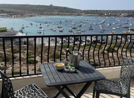 Għadira Apartamento | Mellieha Seafront Penthouse By Homely