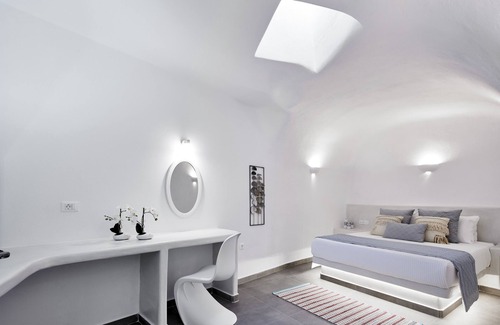 Finikia Hotel | Mellow Luxury Cave