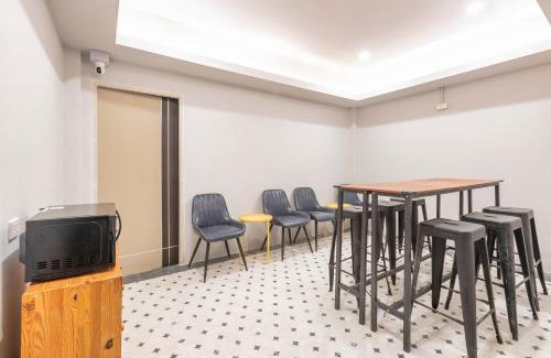 Kata Hostal | Mellow Poshtel - Kata Beach