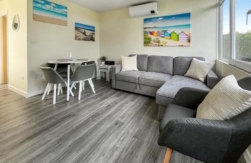Chapel Saint Leonards Casa | Melody's Beach Lodge