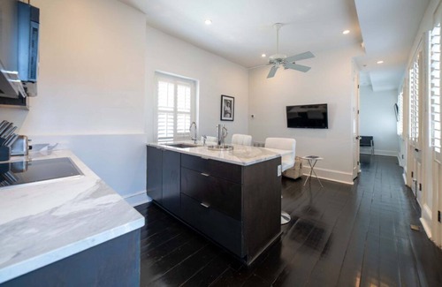 French Quarter Hotel | Melrose Mansion