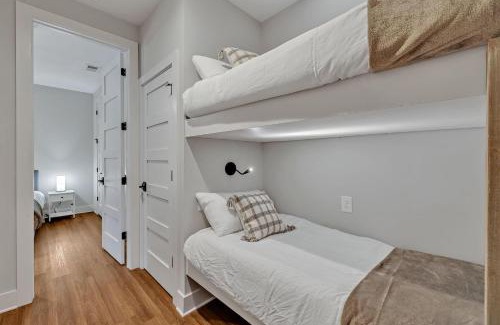 Melrose Casa | Melrose Mezzo - 5 mins to Broadway - Rooftop
