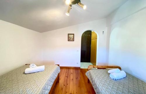 Kassandra Casa | Meltemi rock house