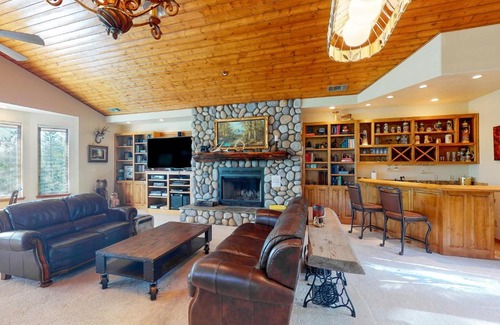 Bass Lake Casa | Melvin Lakeview