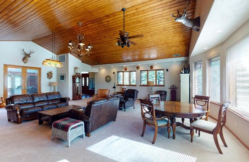 Bass Lake Casa | Melvin Lakeview