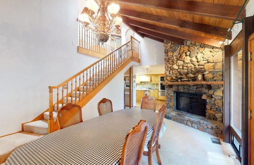 Bass Lake Casa | Melvin Lakeview