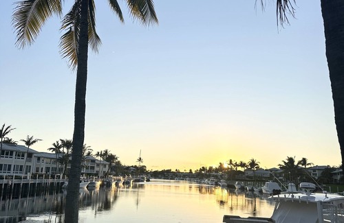 Key Largo Condominio | "MEMBERS ONLY" CAN RENT THIS 2 BEDROOM WATERFRONT CONDO in the OCEAN REEF CLUB.