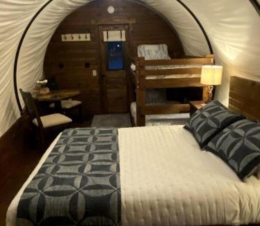 Glenwood Casa | Memorable Vacation in 1800s-Style Covered Wagon in Glenwood, Iowa
