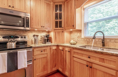 Gainesville Casa | Last-Minute Summer Escape! 15% Off August!