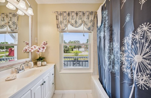 Gulf Vista Casa | Memory Float by Book That Condo