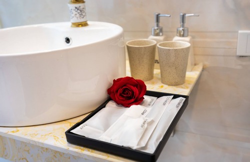 Hoan Kiem Hotel | Memory Legends Hotel