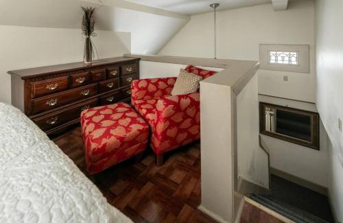 Central Midtown Apartamento | Memphis Belvedere Suites Upper Queen loft 1 Bedroom