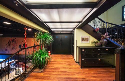 Pudong Casa | Men Tang Hotel