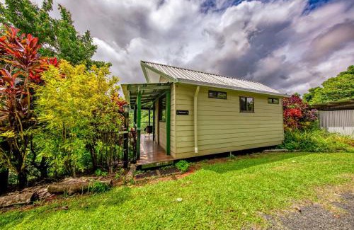 Utchee Creek Casa | Mena Creek Flower House