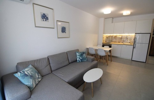 Sozopol Apartamento | MENADA * GREEN LIFE * 1-Bedroom Apartment with Balcony