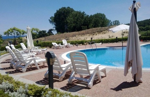 Sozopol Apartamento | MENADA * SOUTH PEARL* Pool View Studio for Family