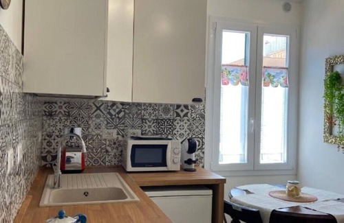 Prenestino-Centocelle Apartamento | MenasiHome Your home just a 2-minute walk from the metro stop.