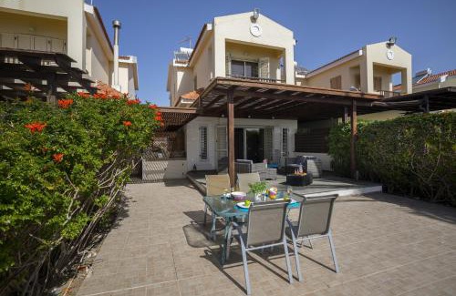 Meneou Villa | Meneou Beachfront Villa