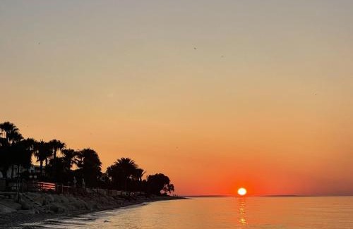 Meneou Casa | Meneou Blu Beach House*