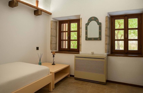 Monemvasia Casa | Menexes Suites Fiorelli Suite with Garden View