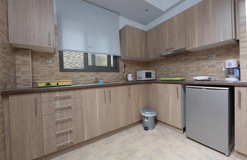 Metaxourgio Casa | Meni Apartments Hotel