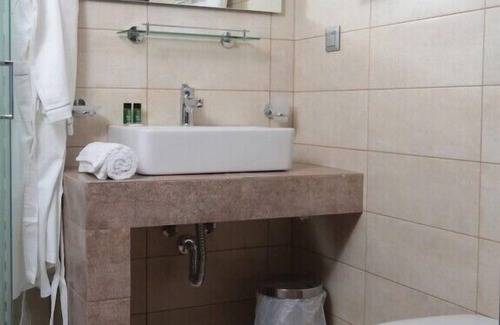 Metaxourgio Casa | Meni Apartments Hotel