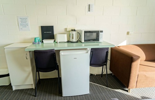 Bonney Hotel | Meningie's Waterfront Motel