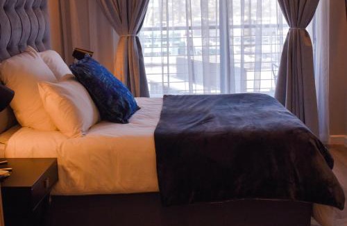 Menlyn Apartamento | Menlyn Apartment - Red Velvet