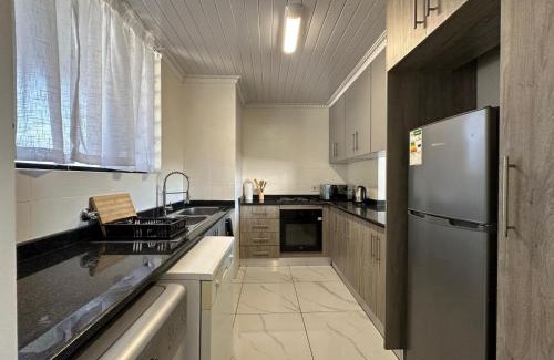 Menlyn Apartamento | Menlyn Place Unit 103