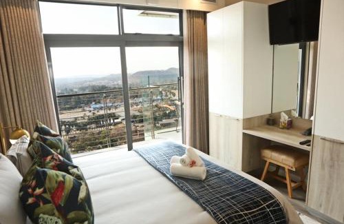 Menlyn Apartamento | Menlyn Trilogy - 2 Bedroom & Great Views - No Loadshedding