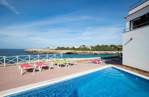 Cala Blanca Hotel | Menurka - Cala Blanca