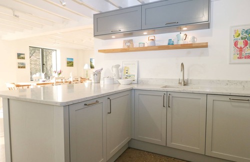 Meonstoke Casa | MEON BOSCAGE, pet friendly, luxury holiday cottage in Meonstoke