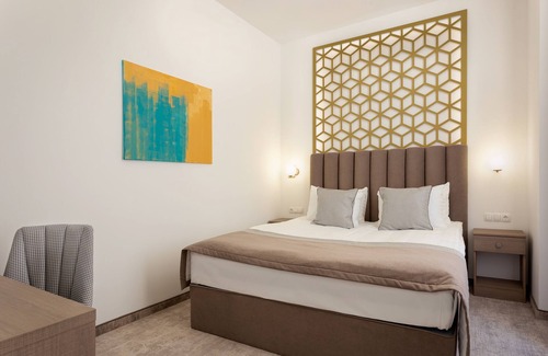 Terezvaros Hotel | Mera Hotel