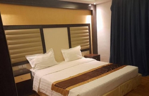 Hera Street Apartamento | Mera Park Hotel