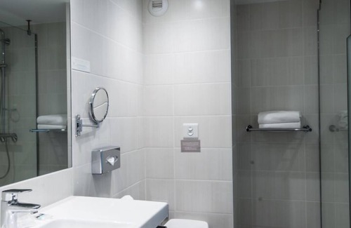 Lanvallay Hotel | Mercure Dinan Port Le Jerzual