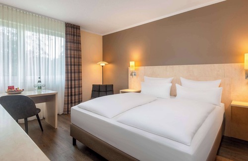 Bielefeld Hotel | Mercure Hotel Bielefeld Johannisberg
