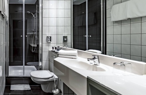 Bahnhofsviertel Hotel | Mercure Hotel Frankfurt City Messe