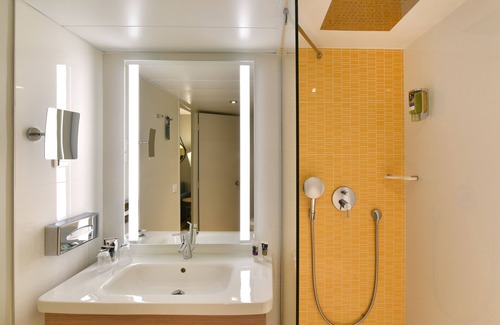 Downtown Le Havre Hotel | Mercure Le Havre Centre Bassin du Commerce