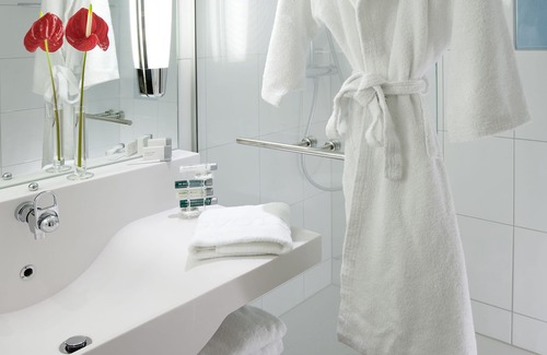 Le Blanc-Mesnil Hotel | Mercure Paris Le Bourget