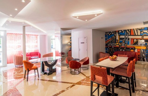Levallois-Perret Hotel | Mercure Paris Pont de Levallois Neuilly