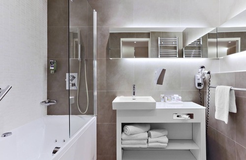 Saint-Lambert Hotel | Mercure Paris Vaugirard Porte de Versailles