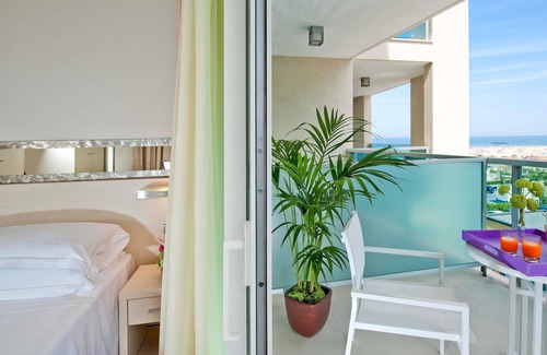 Marina Centro Hotel | Mercure Rimini Artis