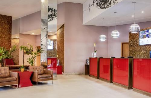 Caminho das Arvores Hotel | Mercure Salvador Boulevard Hotel