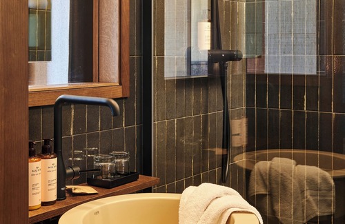 Courtoisville-Sillon-Moka Hotel | Mercure St Malo Front De Mer