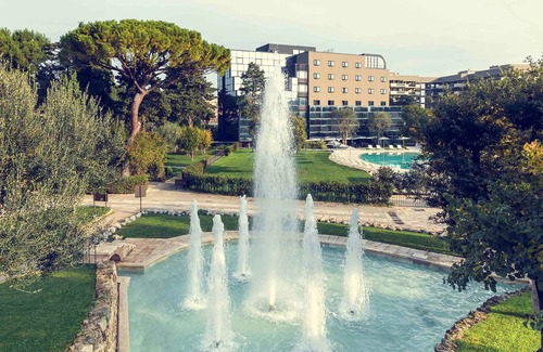 Municipio 2 Hotel | Mercure Villa Romanazzi Carducci Bari