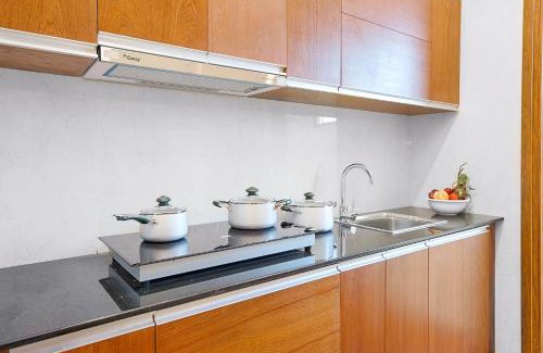 Vinh Trung Hotel | Mercury Apartment Danang