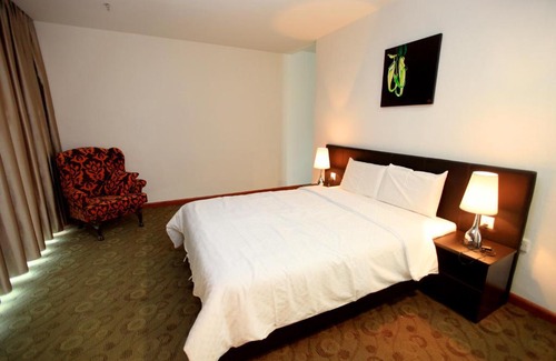 Miri Apartamento | Merdeka Suites Hotel