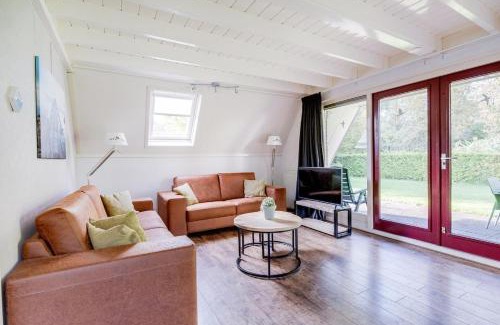 Zwiggelte Casa | Merel I Rustgevende Accomodatie in Drenthe met omheinde tuin